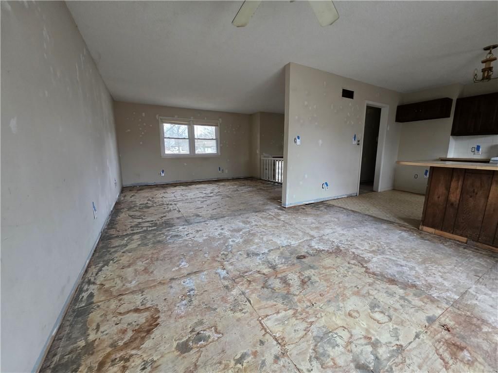1804 S Benton Avenue — photo 8
