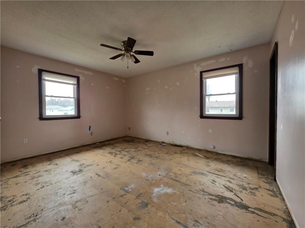 1804 S Benton Avenue — photo 11