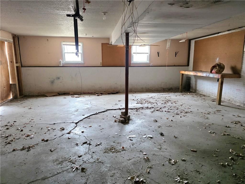 1804 S Benton Avenue — photo 22