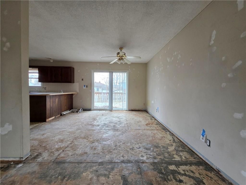 1804 S Benton Avenue — photo 26