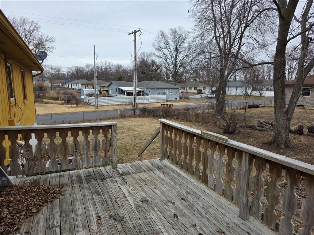 1804 S Benton Avenue — photo 27