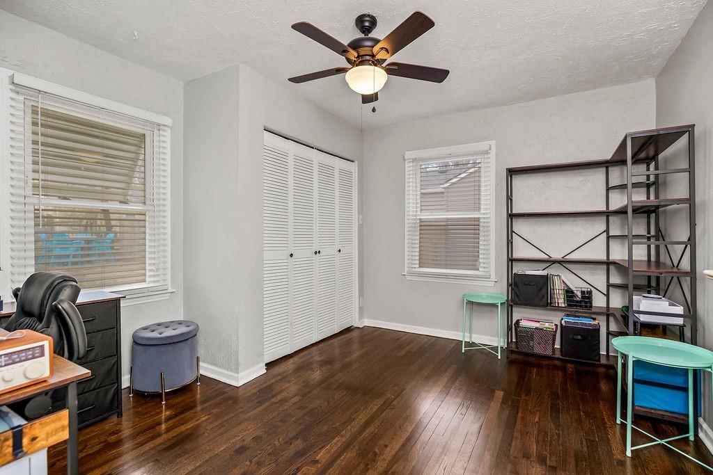 5010 Briar Street — photo 11