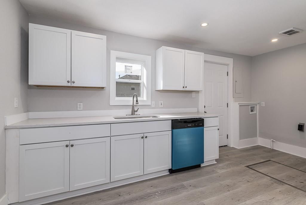 301 Pottawatomie Street — photo 4