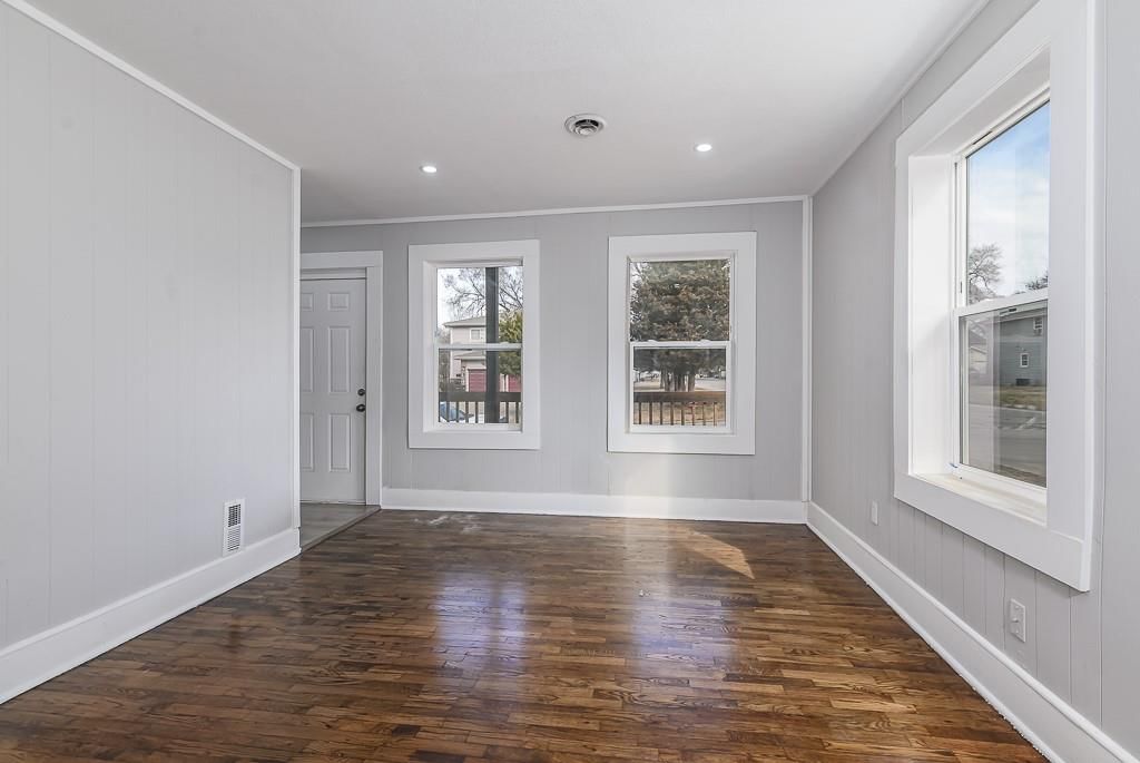 301 Pottawatomie Street — photo 8