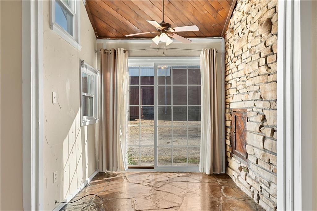 510 N Colorado Street — photo 45