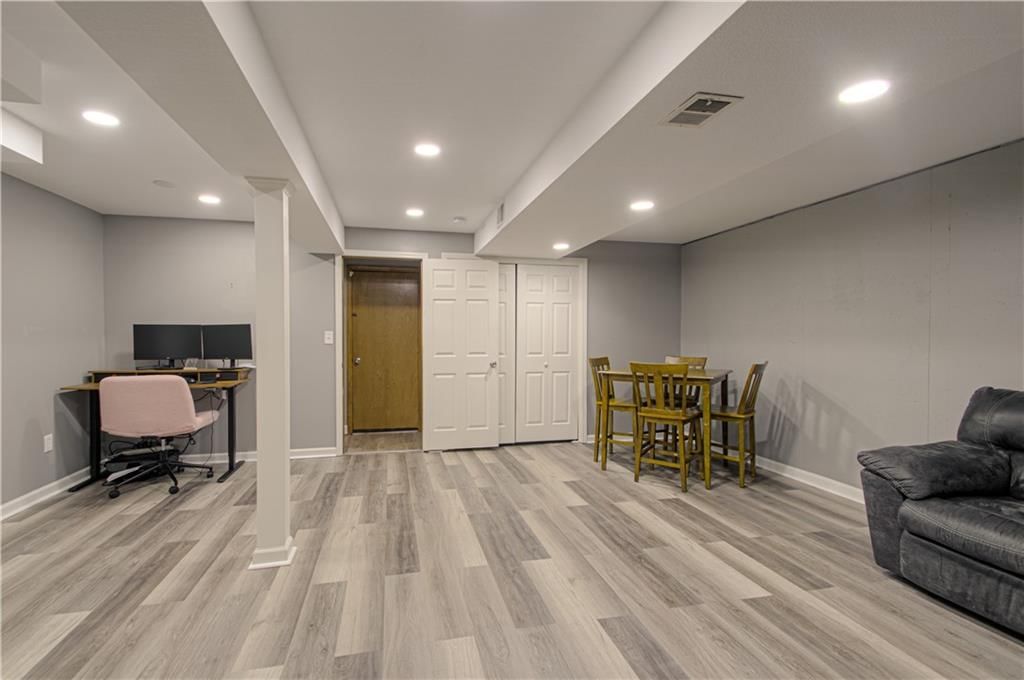 2021 NW 8th Street — photo 22