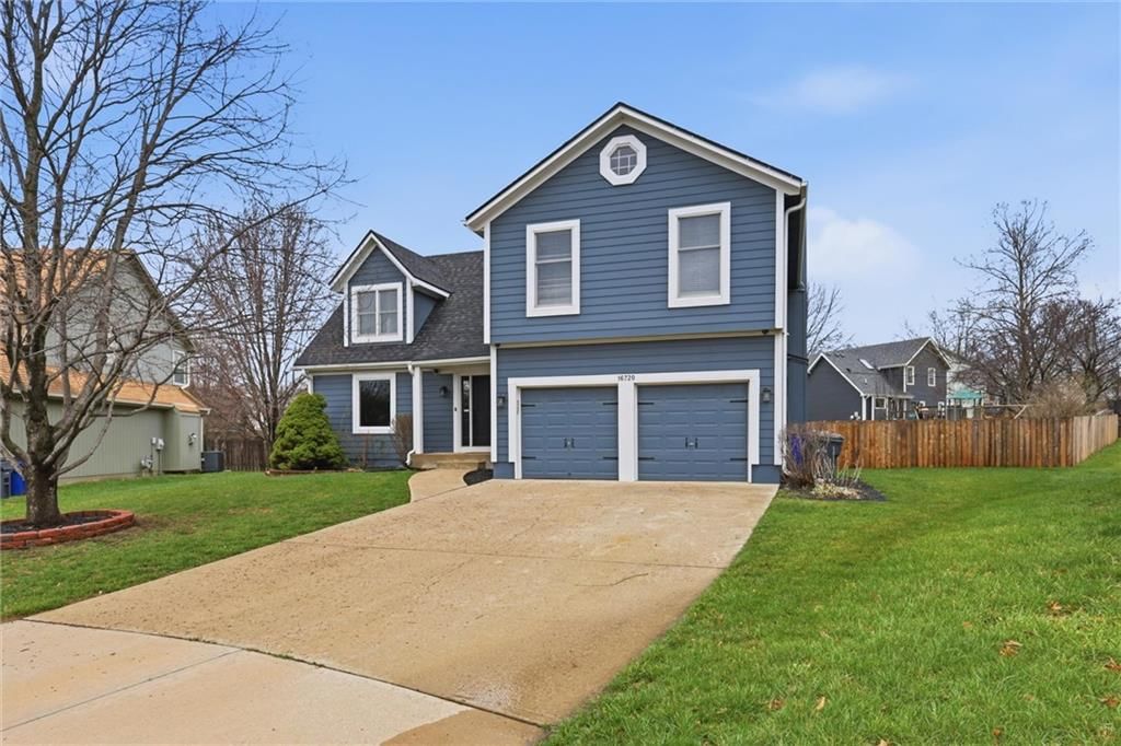 16720 W 155TH Terrace — photo 3