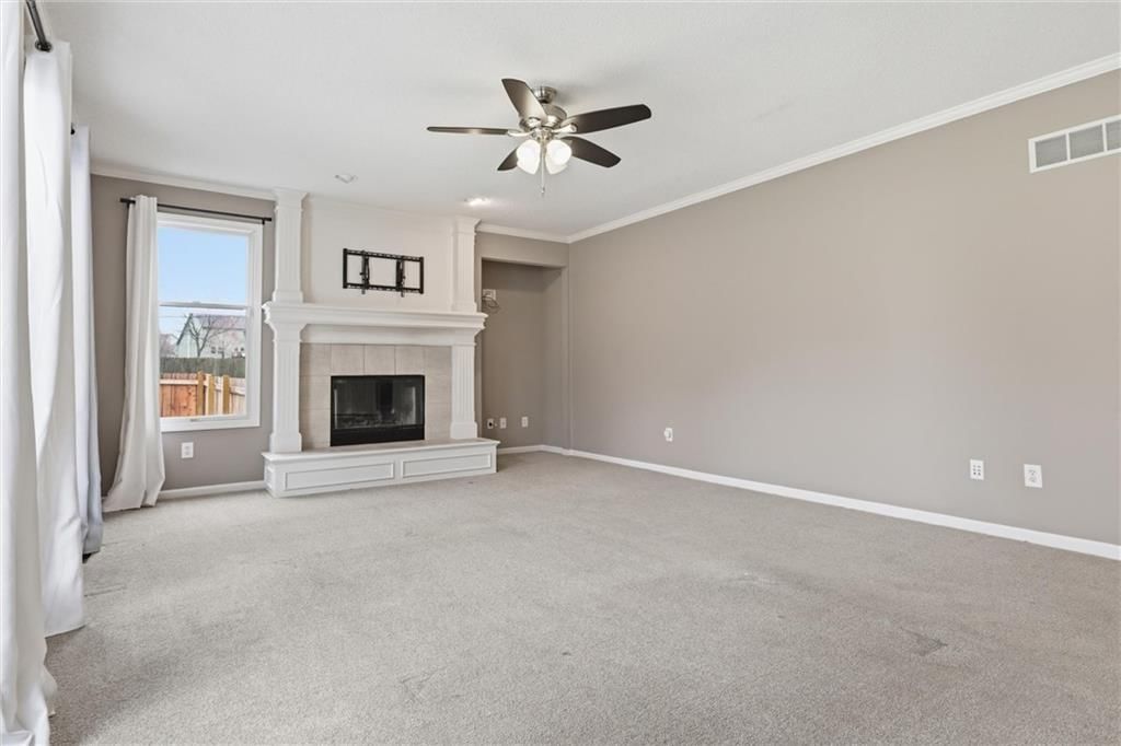 16720 W 155TH Terrace — photo 11