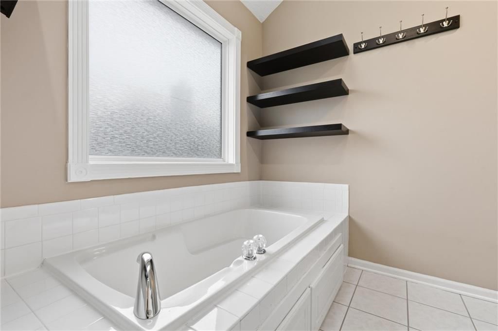 16720 W 155TH Terrace — photo 22