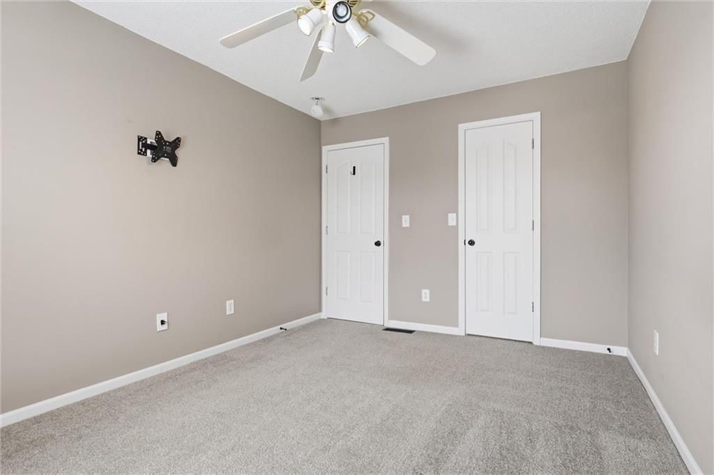 16720 W 155TH Terrace — photo 29