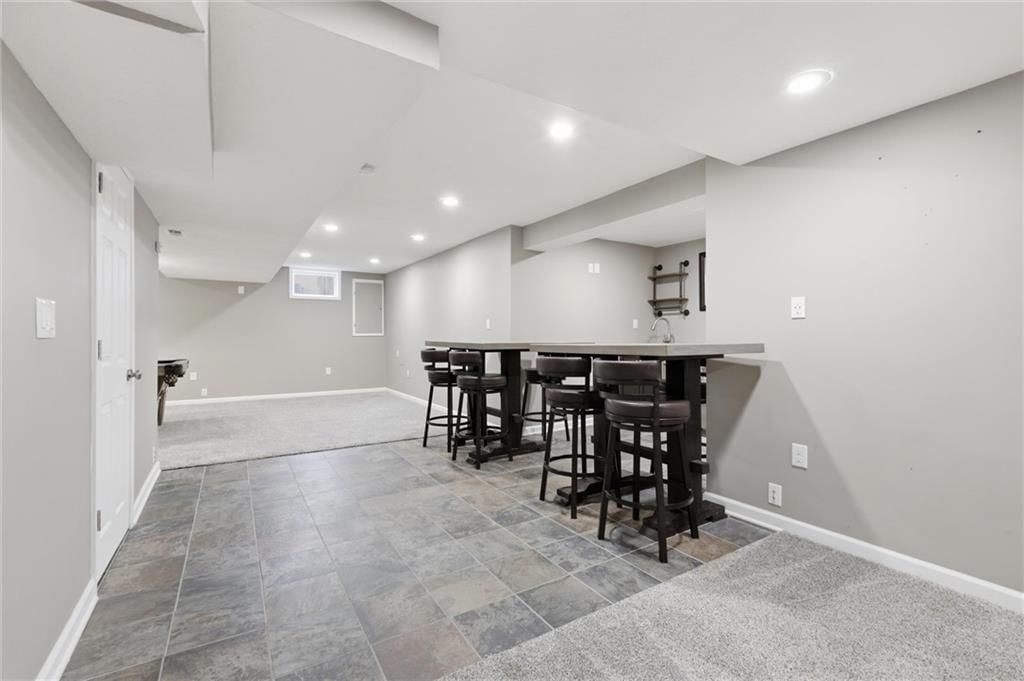 16720 W 155TH Terrace — photo 32