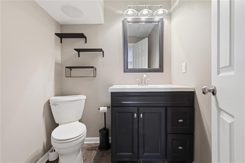 16720 W 155TH Terrace — photo 38