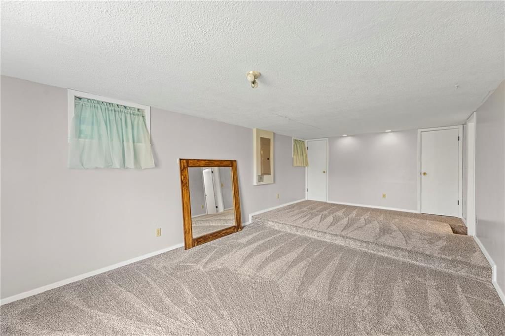 4440 Lakeside Drive — photo 27