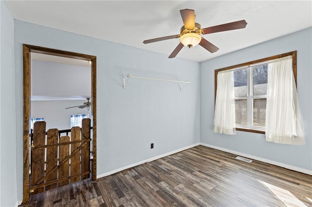 4440 Lakeside Drive — photo 34
