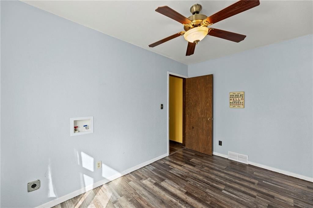 4440 Lakeside Drive — photo 35
