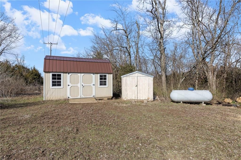 4440 Lakeside Drive — photo 40