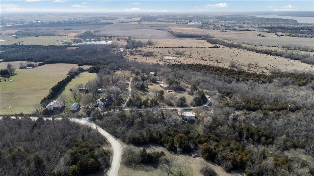 4440 Lakeside Drive — photo 47