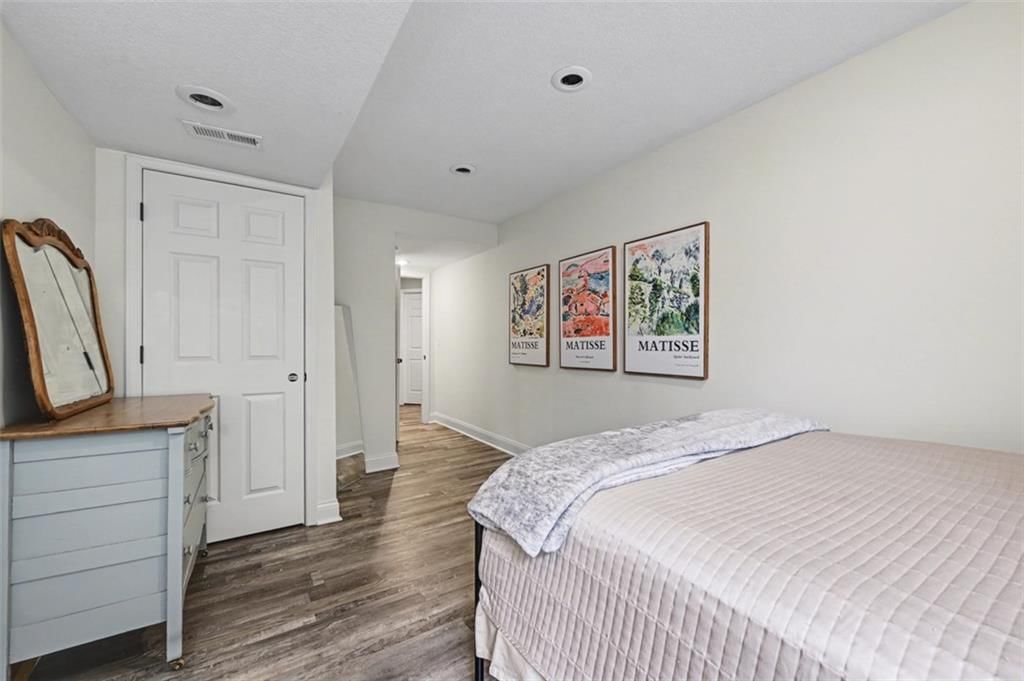 9828 Vista Drive — photo 39