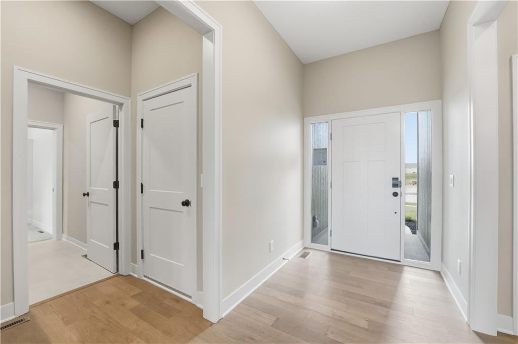 10511 N Liberty Street — photo 11