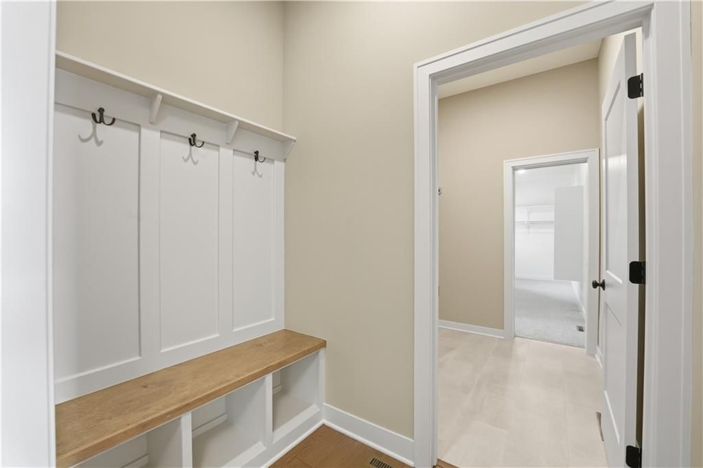 10511 N Liberty Street — photo 17