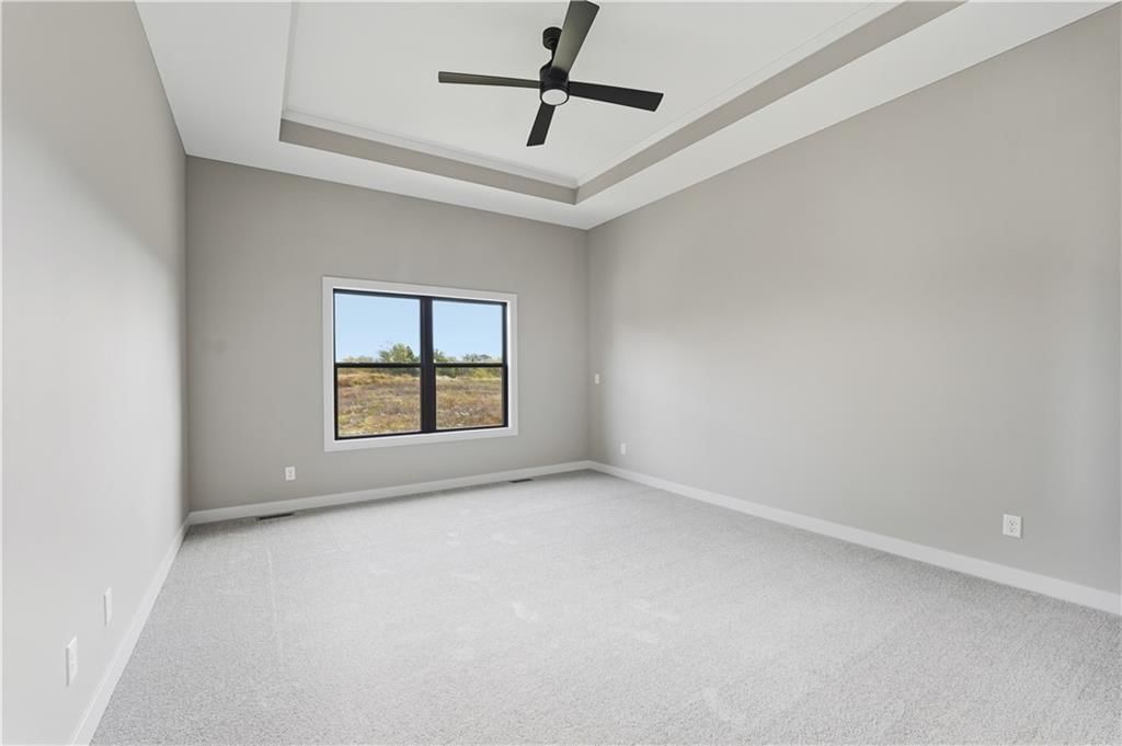 10511 N Liberty Street — photo 29