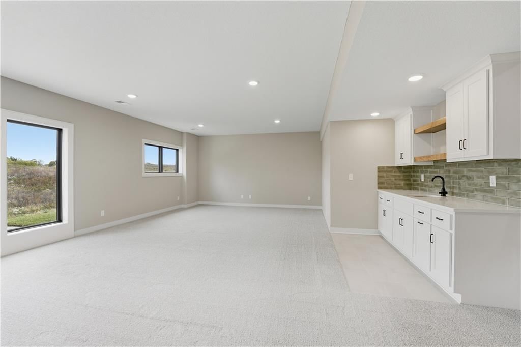 10511 N Liberty Street — photo 36