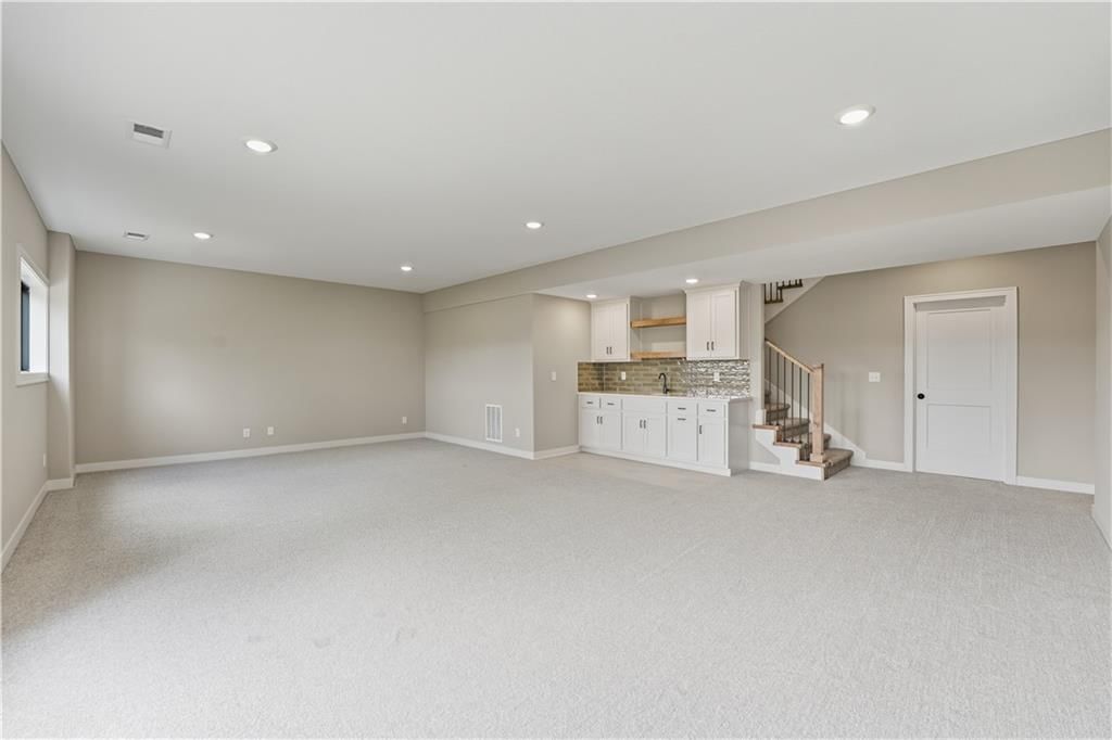 10511 N Liberty Street — photo 37