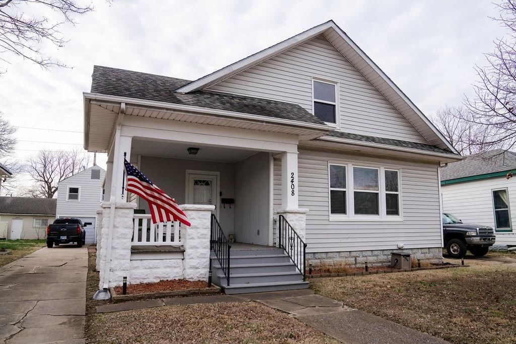 2408 Crawford Avenue, Parsons, KS