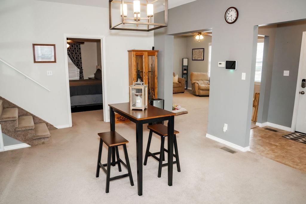 2408 Crawford Avenue — photo 5