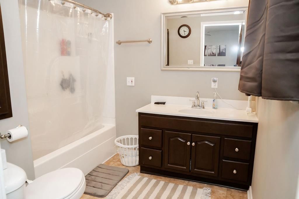 2408 Crawford Avenue — photo 14