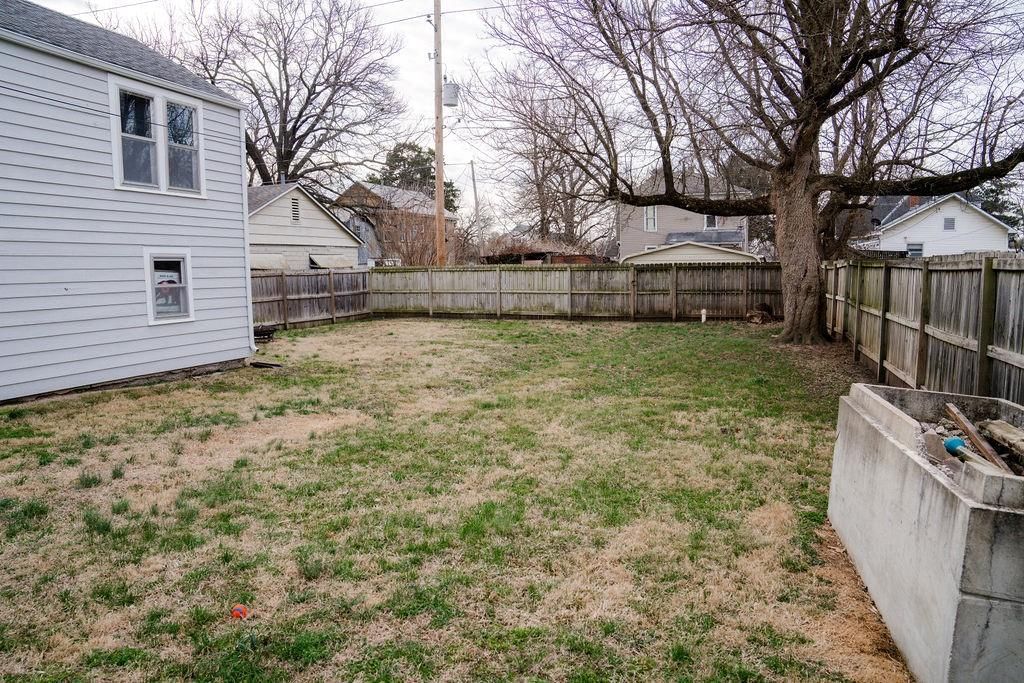 2408 Crawford Avenue — photo 22