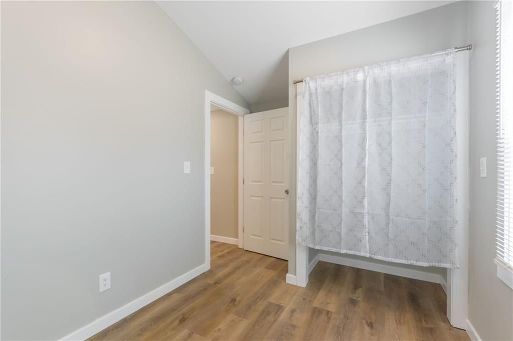 2023 College Avenue — photo 11