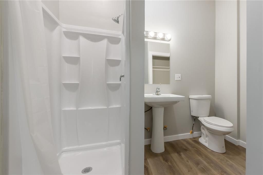 2023 College Avenue — photo 12