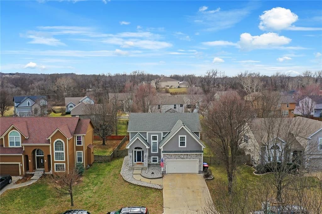 21613 W 61st Street — photo 3