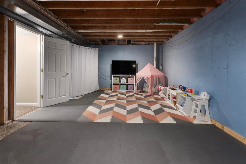 21613 W 61st Street — photo 33