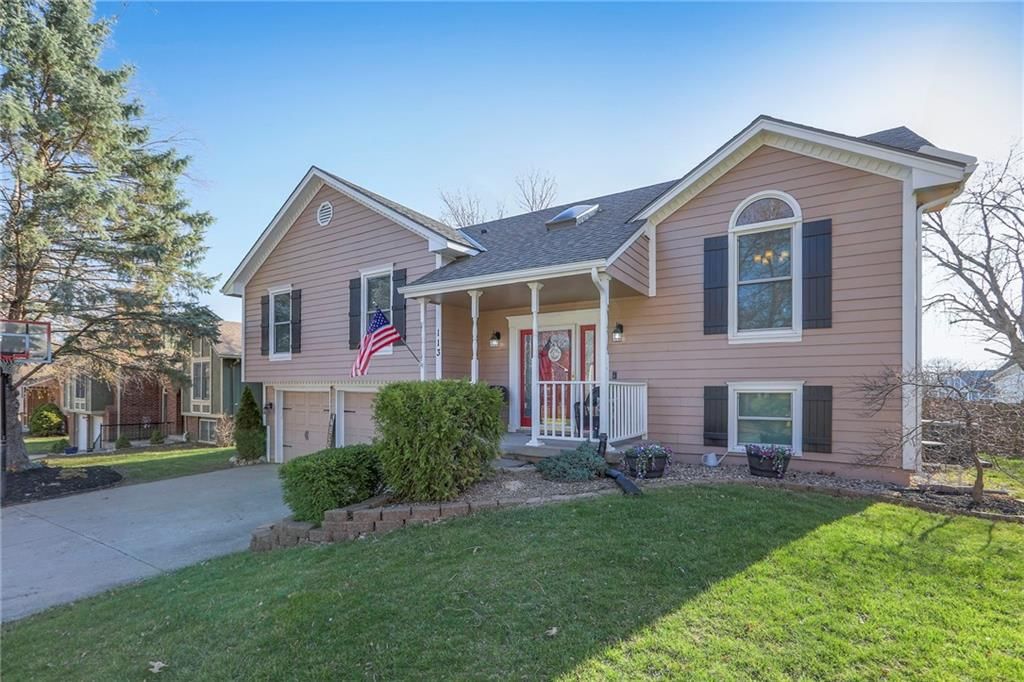 113 SE Bristol Drive — photo 3