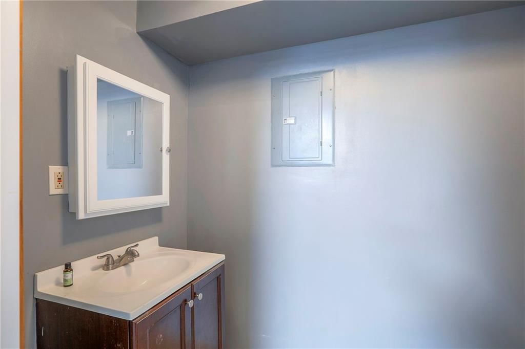 113 SE Bristol Drive — photo 31