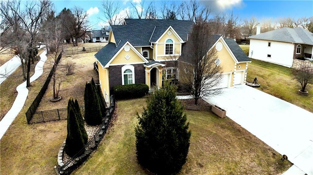 4912 Corinth Drive — photo 2