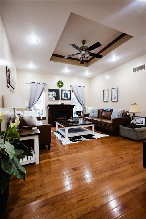 4912 Corinth Drive — photo 5