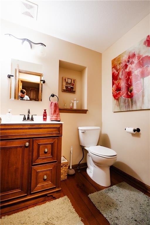 4912 Corinth Drive — photo 27