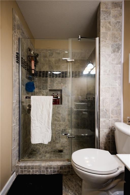 4912 Corinth Drive — photo 32