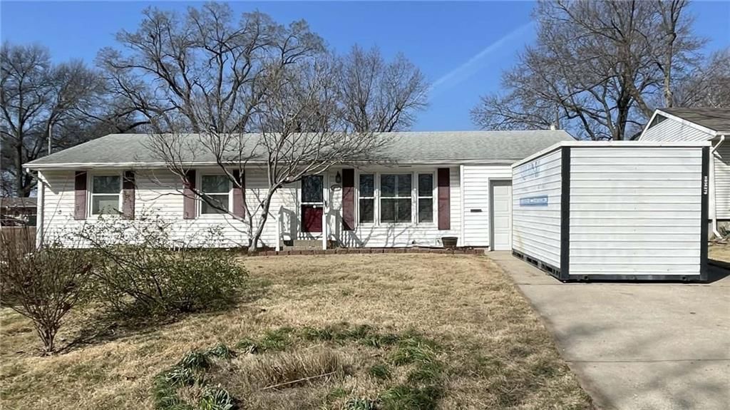 6200 Russell Street — photo 3