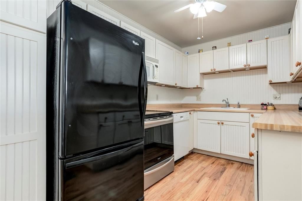 6200 Russell Street — photo 5