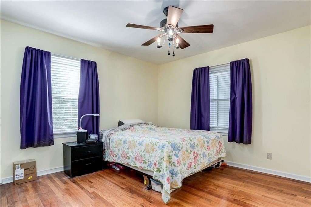 6200 Russell Street — photo 9