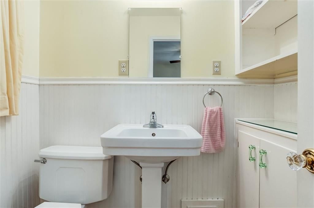 6200 Russell Street — photo 11