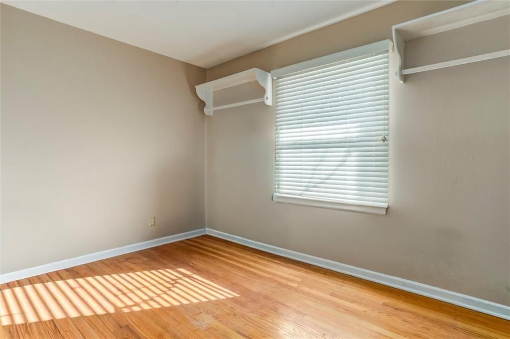 6200 Russell Street — photo 14