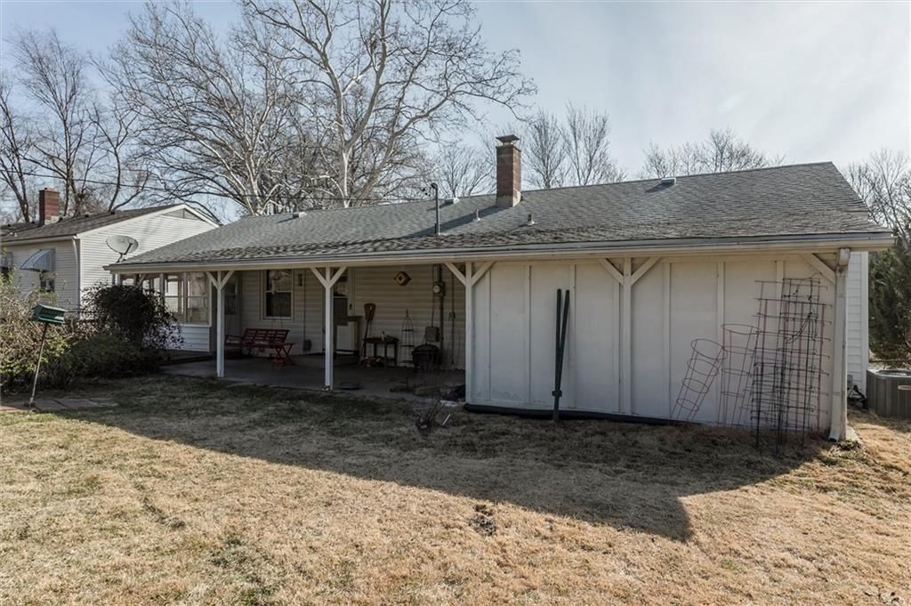 6200 Russell Street — photo 22