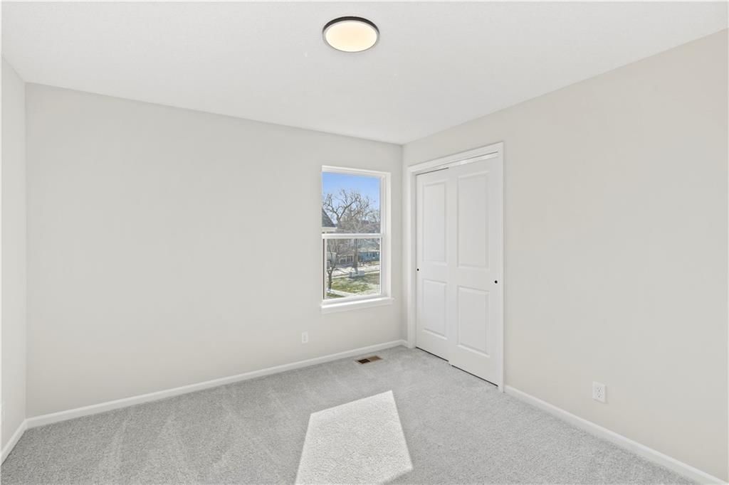 1118 Armstrong Avenue — photo 11