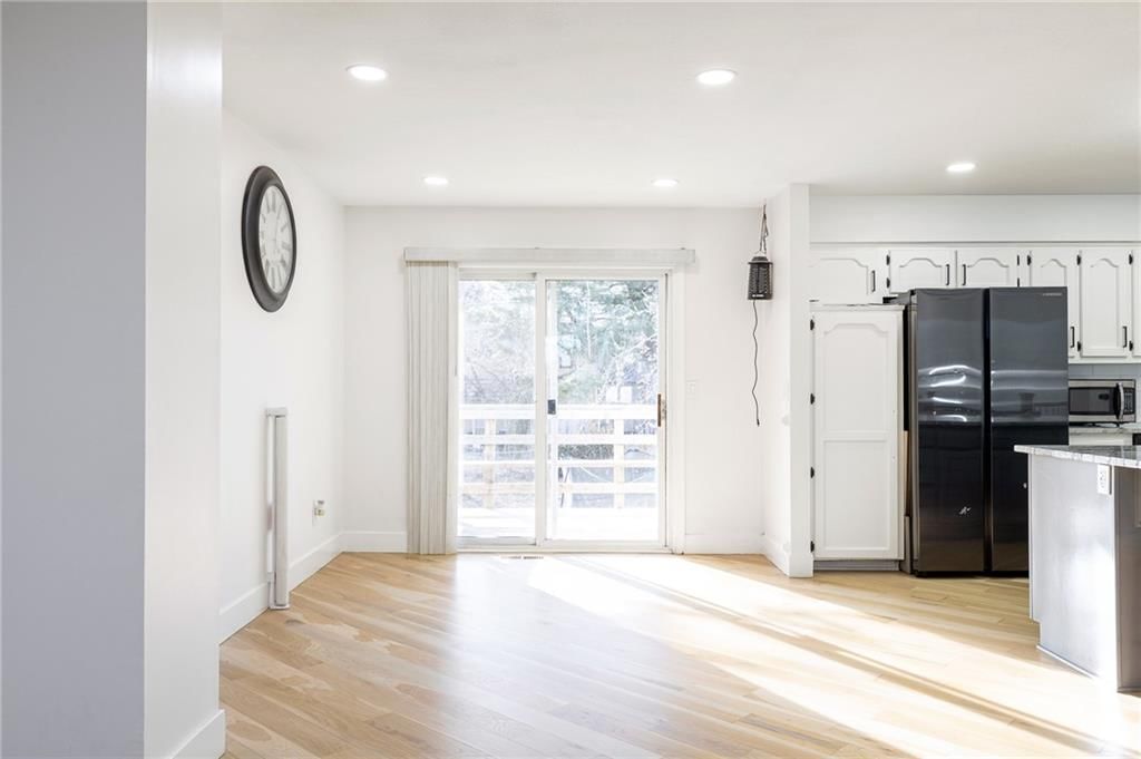 9118 Robinson Street — photo 14