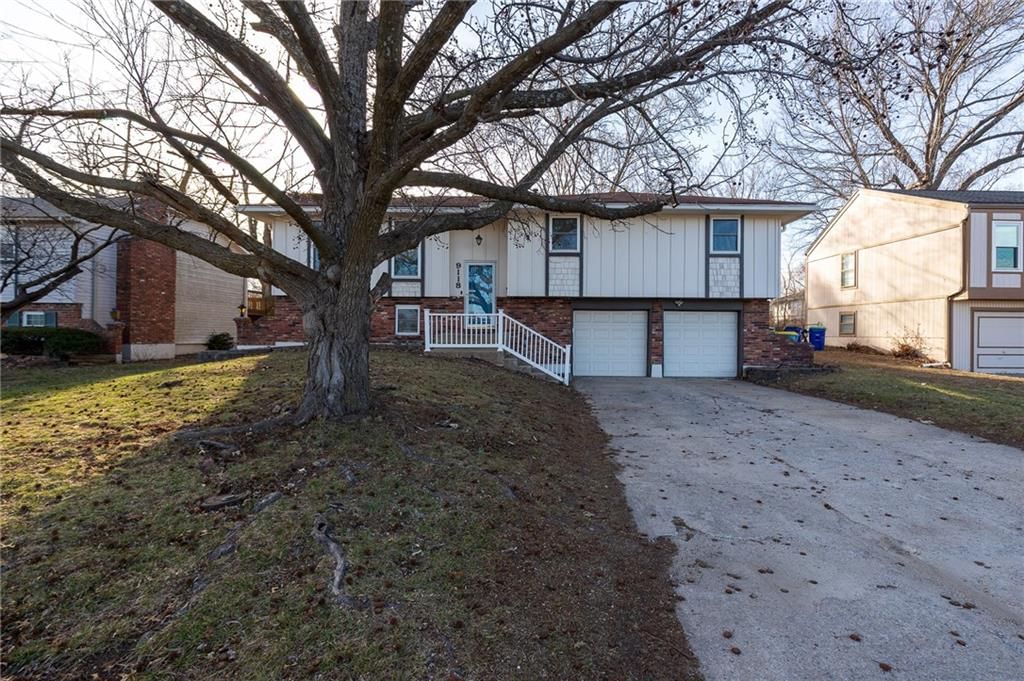 9118 Robinson Street — photo 30